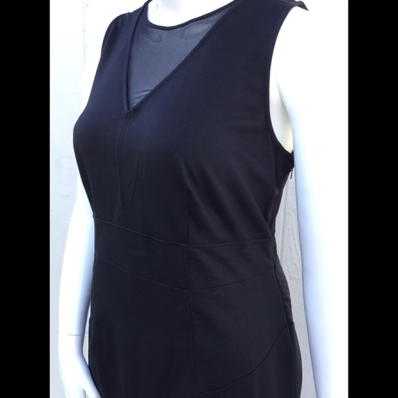 🆕NEW! Illusion Ponte Bodycon Sheath Dress with Mesh V-Neck, the perfect LBD - Picture 5 of 13